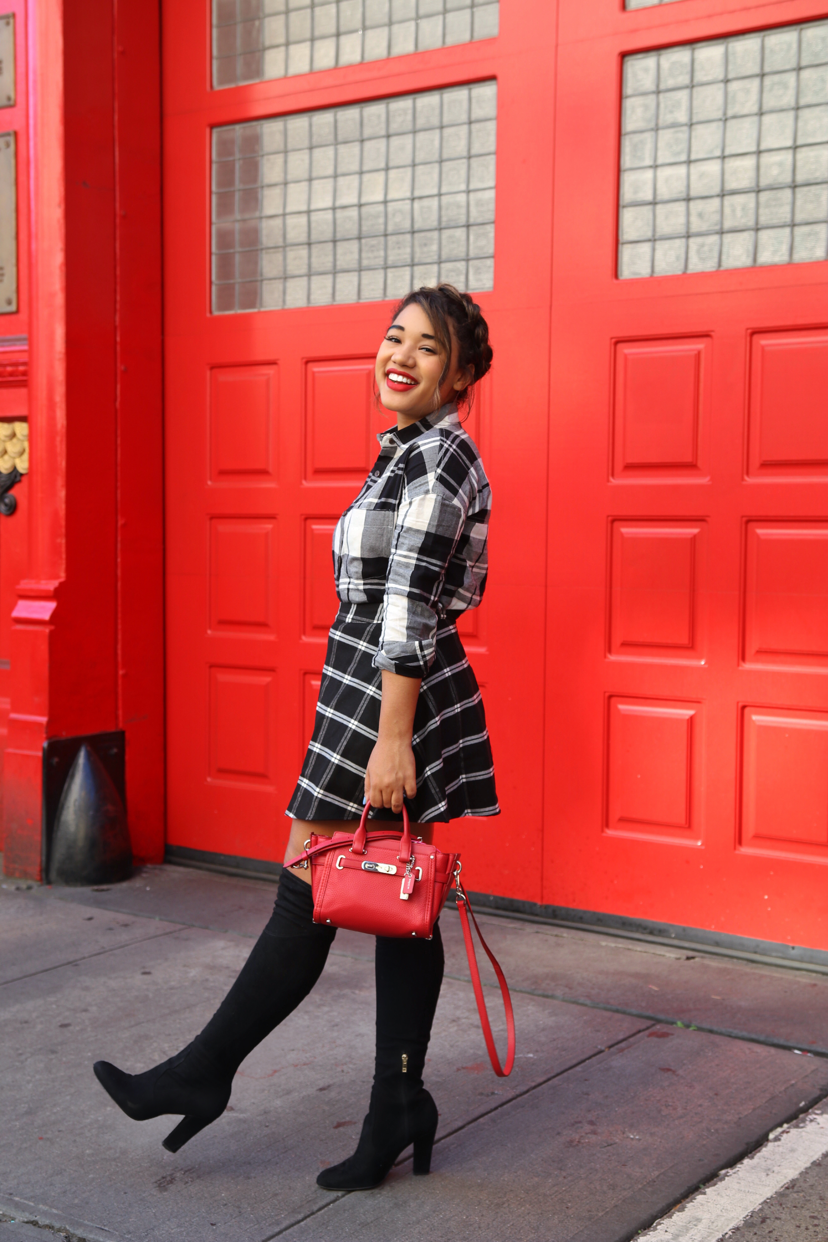 Plaid on Plaid! Fall style by Color Me Courtney (@colormecourtney) // How to wear plaid for fall #plaid #overthekneeboots #otkboot #patternmixing #blackandwhite